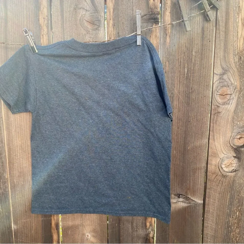 Game On  grey Graphic kids Tee size 8